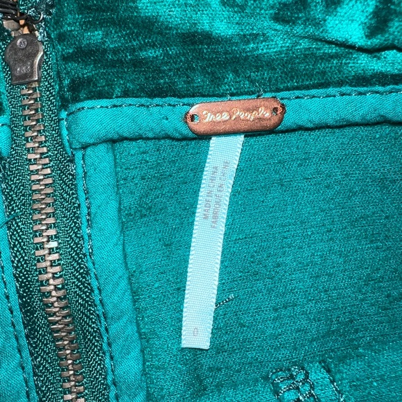 Free People Jade Green Velvet Mini Skirt Size 0 - Picture 3 of 3